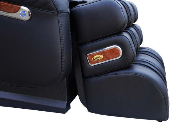 Luraco iRobotics 9 Max Plus Massage Chair - Image 10